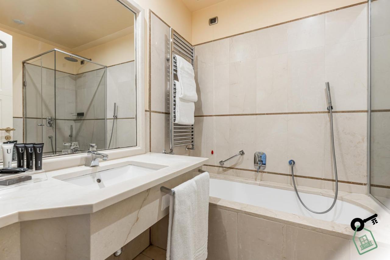 Hotel Rooms Livorno Exterior photo