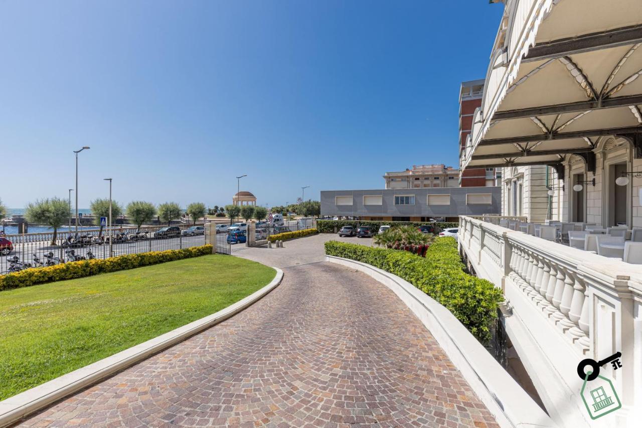 Hotel Rooms Livorno Exterior photo
