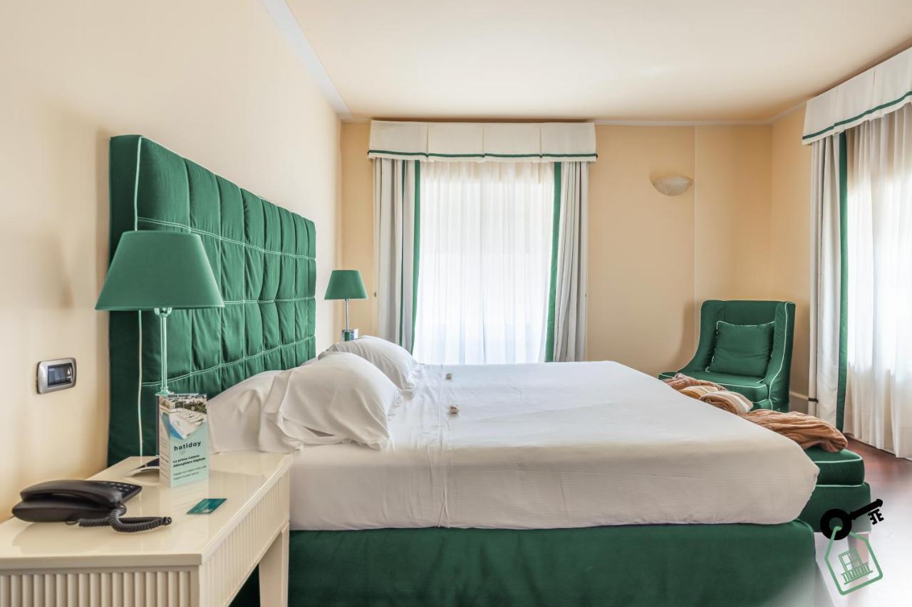 Hotel Rooms Livorno Exterior photo